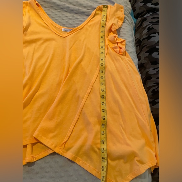 Culture Club size M V neck top. - Picture 4 of 6